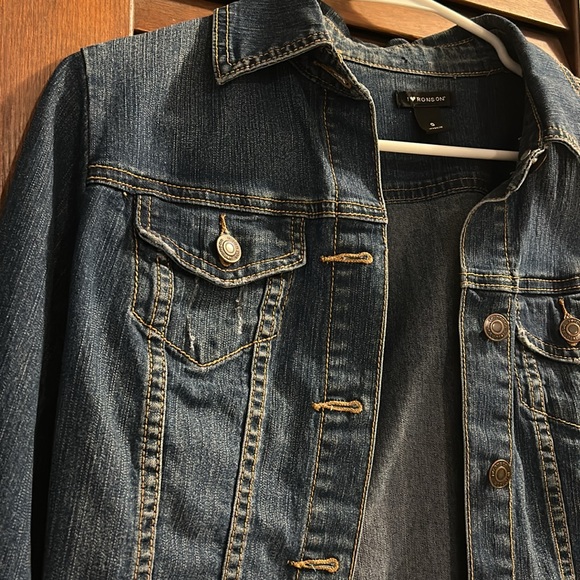 Jean jacket - Picture 3 of 4